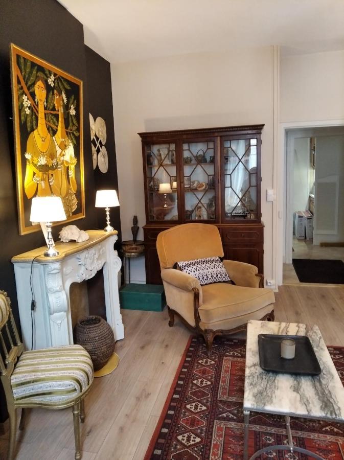 Le Logis De Saint Cyr Aparthotel อิสซูเดิง ภายนอก รูปภาพ