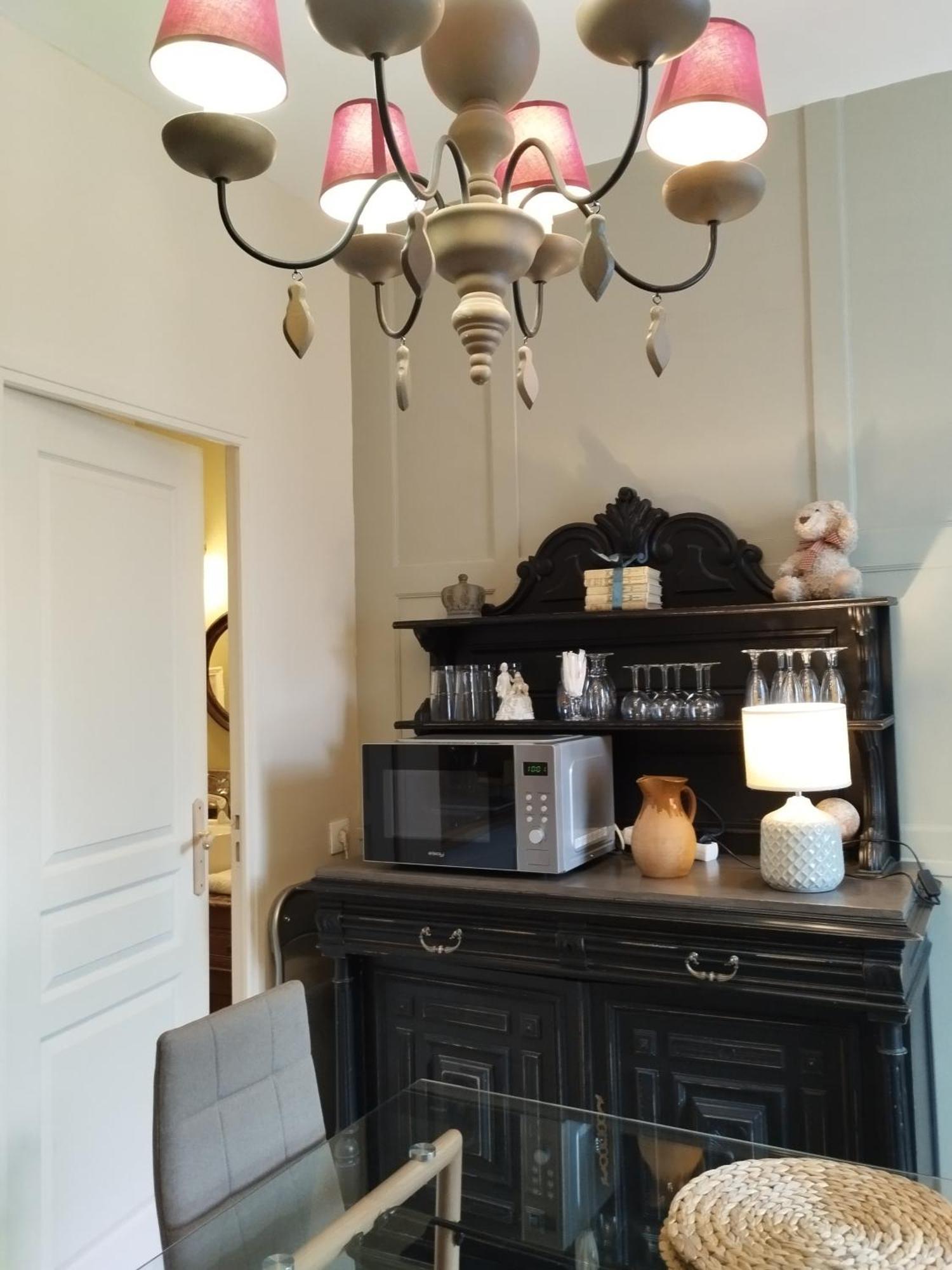Le Logis De Saint Cyr Aparthotel อิสซูเดิง ภายนอก รูปภาพ